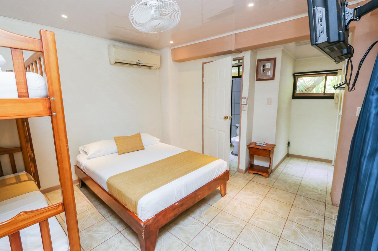 Hotel Flor Blanca Manuel Antonio Dış mekan fotoğraf
