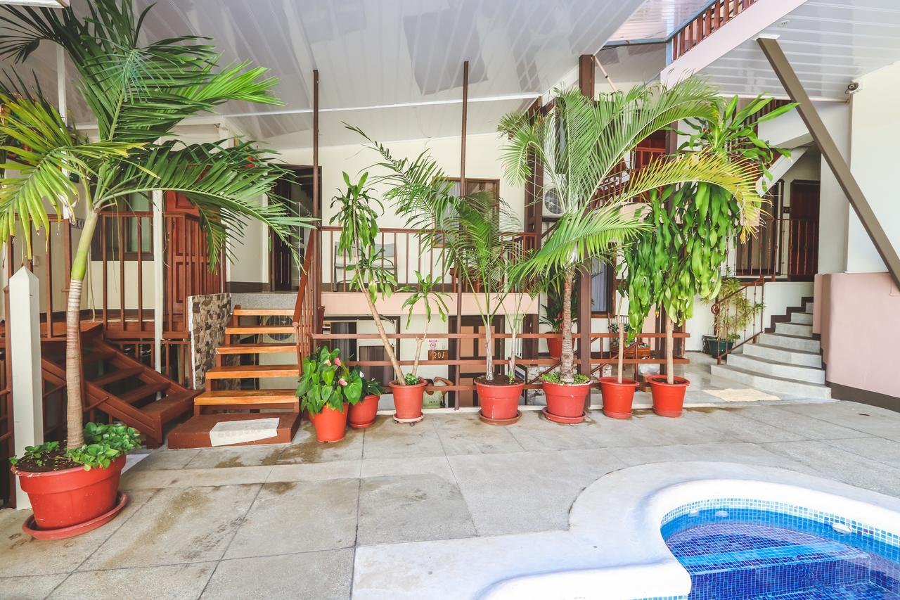 Hotel Flor Blanca Manuel Antonio Dış mekan fotoğraf