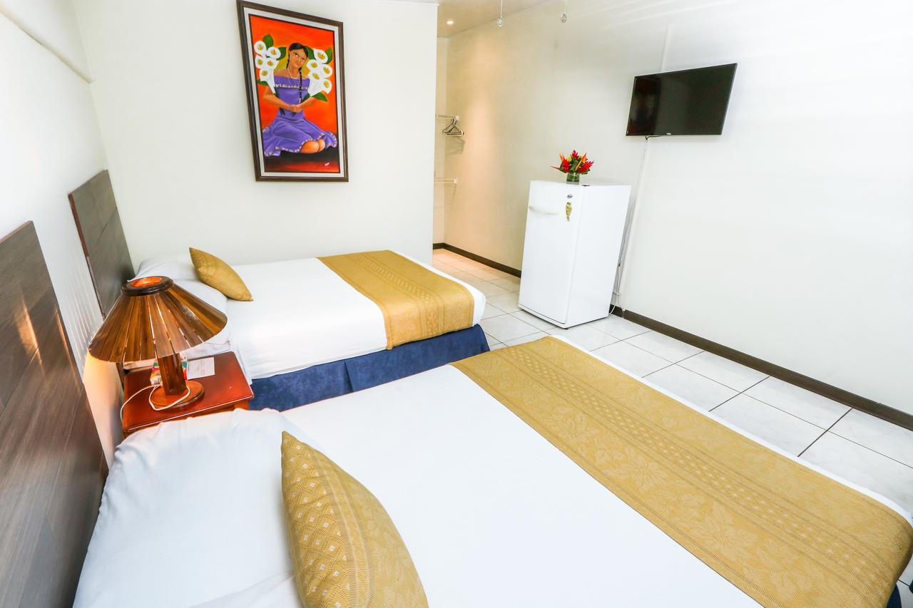 Hotel Flor Blanca Manuel Antonio Dış mekan fotoğraf