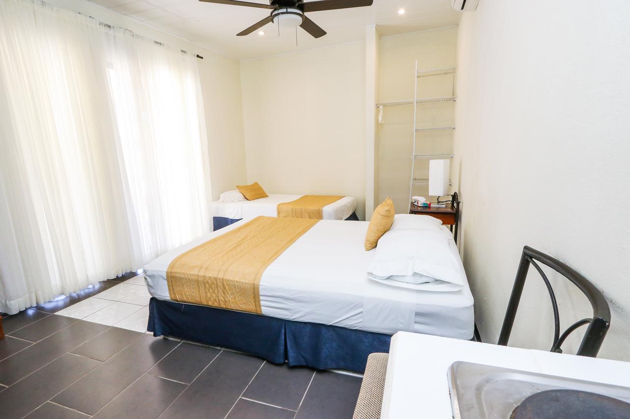 Hotel Flor Blanca Manuel Antonio Dış mekan fotoğraf