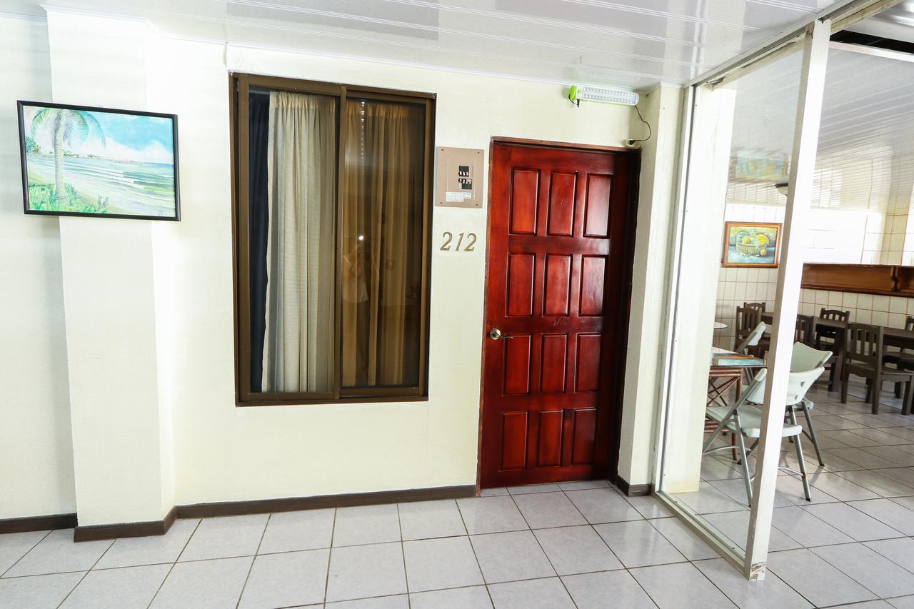Hotel Flor Blanca Manuel Antonio Dış mekan fotoğraf