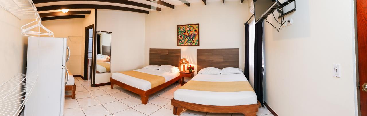 Hotel Flor Blanca Manuel Antonio Dış mekan fotoğraf