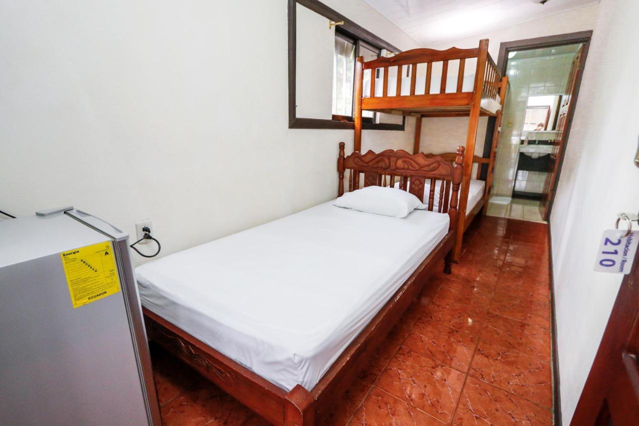 Hotel Flor Blanca Manuel Antonio Dış mekan fotoğraf